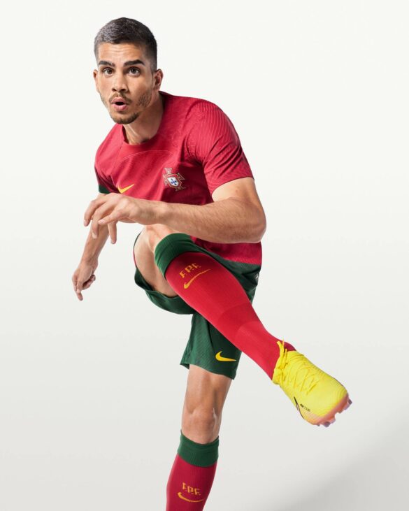 Camisas-de-Portugal-2022-2023-Nike-Home-3-585x731.jpg