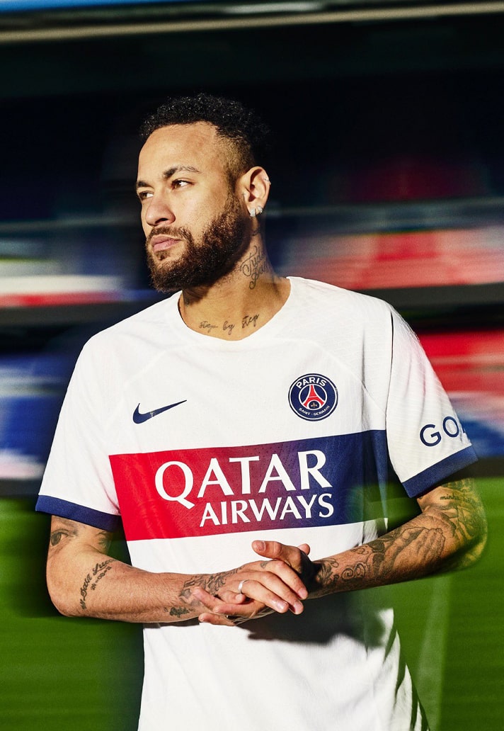 Seconda Maglia Paris Saint-Germain 2023-2024.jpg